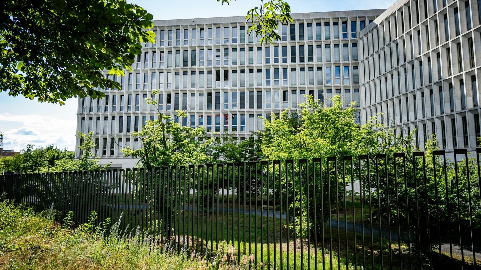 전남광주특별시 기본사회 전담 조직 논의를 상징하는 공공 행정 공간
