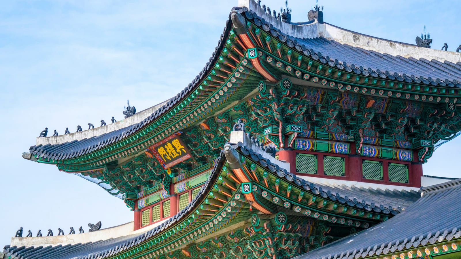 서울 풍류 전시와 조선 후기 문화유산을 해외에 소개하는 장면을 상징하는 이미지